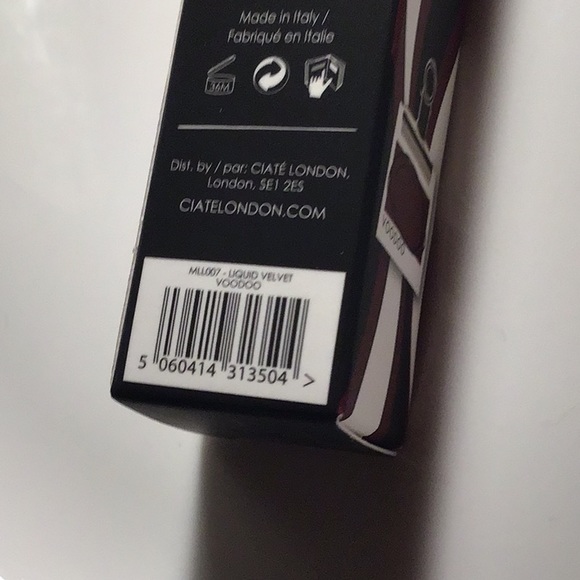 CIATE LIQUID VELVET MATTE LIQUID LIPSTICK Voodoo - Picture 11 of 12